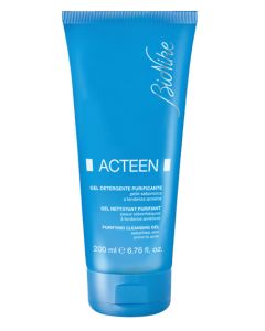 Bionike Aknet Gel Detergente Purificante Effetto Scrub 200 ml 